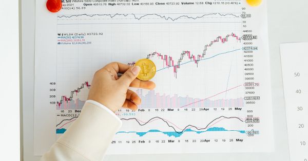 הסוד לעסק יציב איך עורך דין מסחרי הופך חוזים ומומ לכלי צמיחה חכם